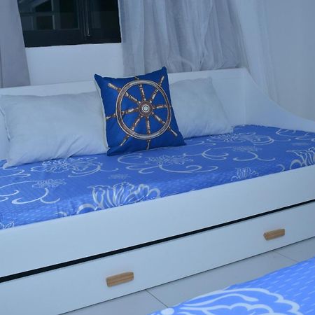 Kensington Square Luxury Apartment Flic en Flac Bagian luar foto