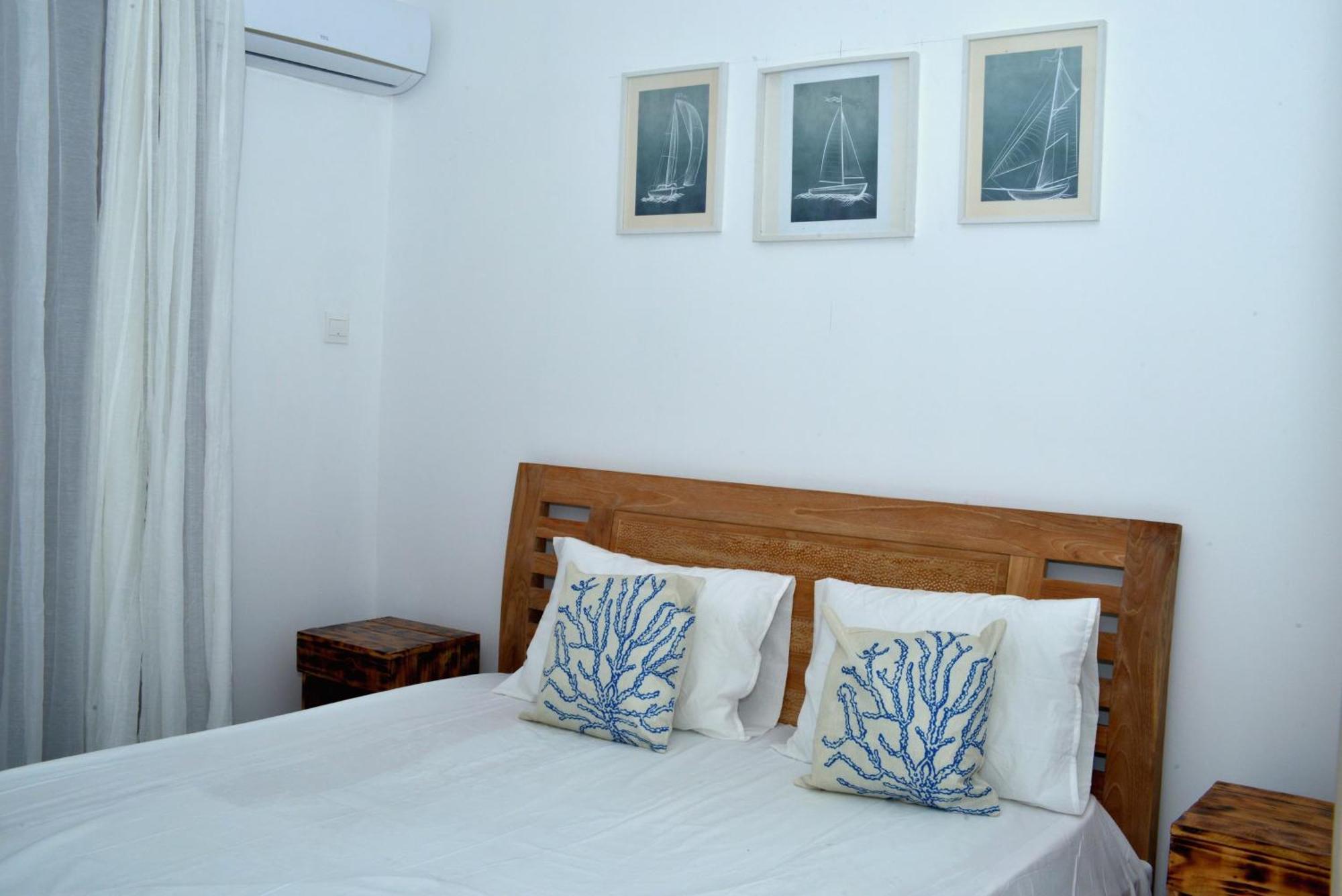 Kensington Square Luxury Apartment Flic en Flac Bagian luar foto